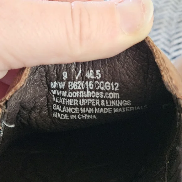 BORN 'Rissa' Handcrafted Footwear Tan Leather Short-Heeled Ankle Boots: Size 9 - Picture 10 of 12